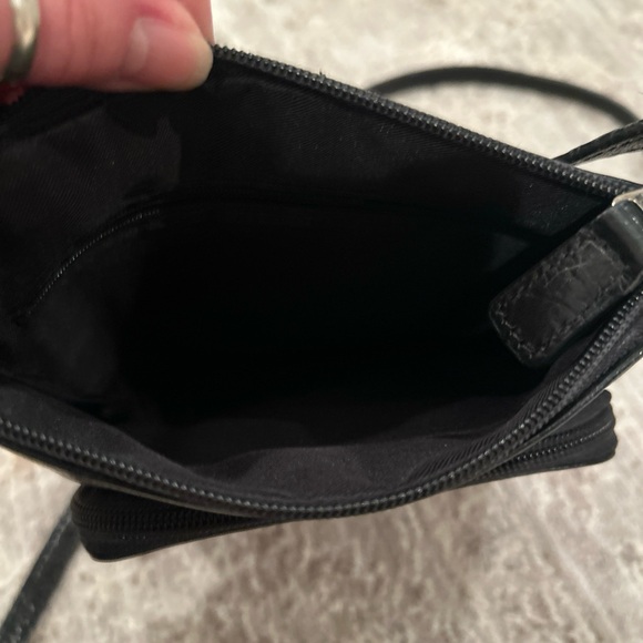 FOSSIL Small Crossbody Hobo Purse Bag Black Soft Genuine Leather Card Pocket - Picture 5 of 9